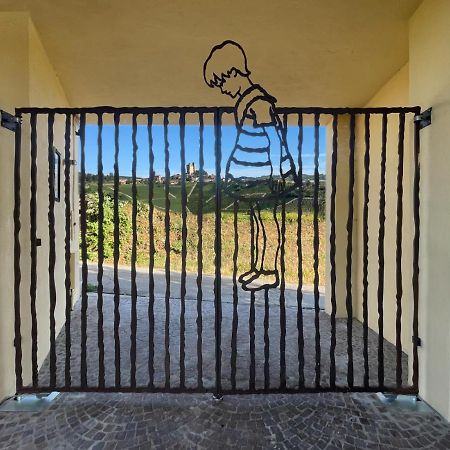 Cascina Parafada Serralunga d'Alba Bagian luar foto
