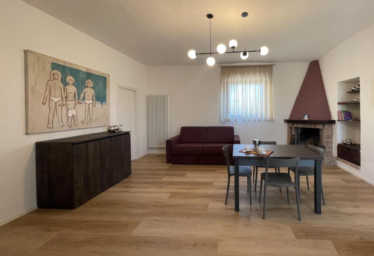 Cascina Parafada Serralunga d'Alba Bagian luar foto